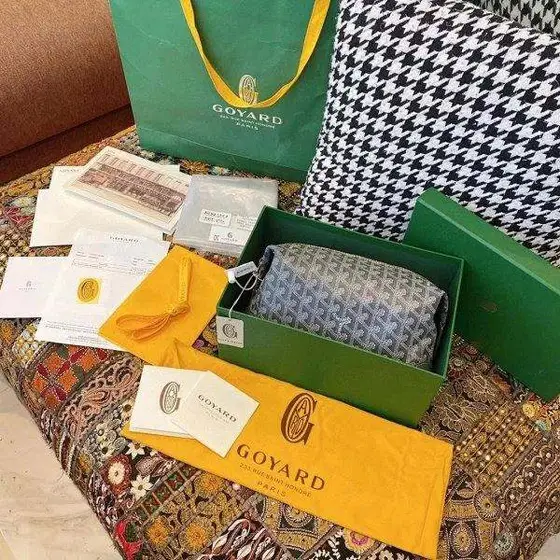 Goyard Cosmetic Pouch Classic Bag