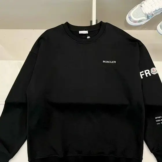 Moncler Sweater