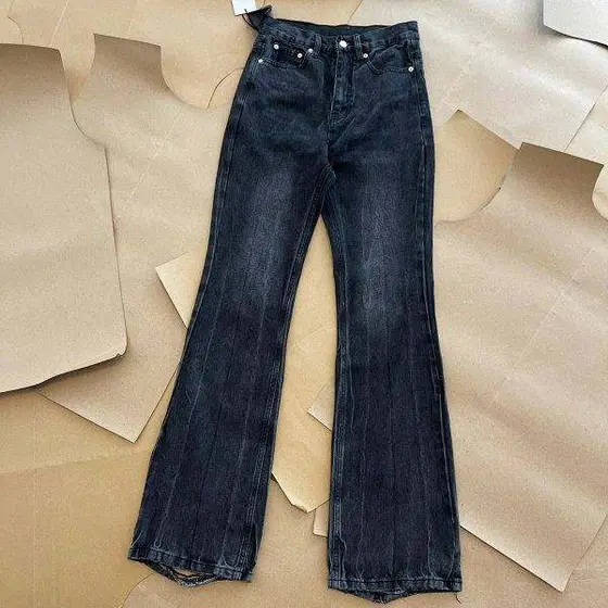 Flare Jeans