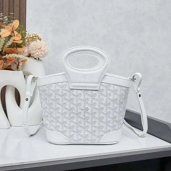 25 new Goyard fashion portable diagonal mini basket bag commuter bag dog tooth s