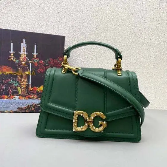 Dior 25 new upgraded version of the first layer of cowhide big letters shoulder